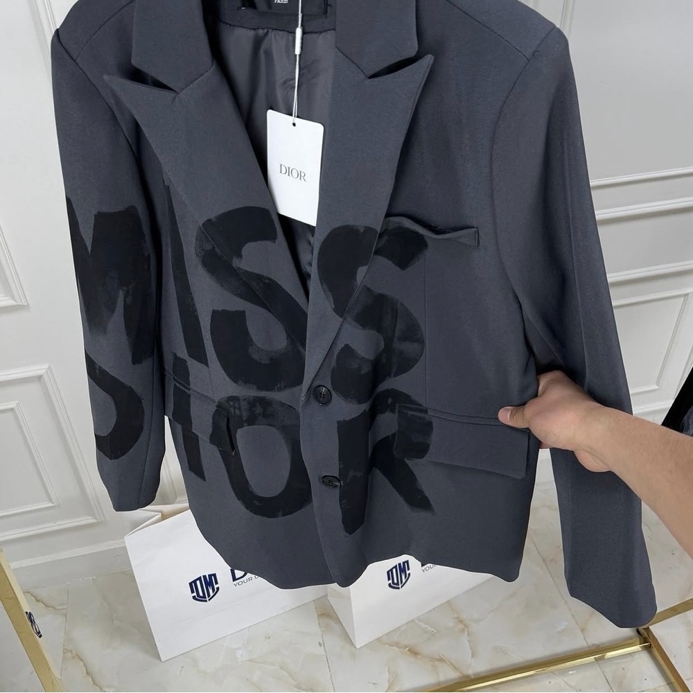 Clone 1:1Dior Gray Blazer with Black Graphic Lettering - Picture 8 of 8